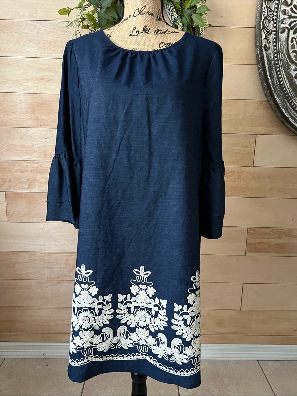 ECI Navy Blue Midi Dress with White Floral Embroidery Size 4
